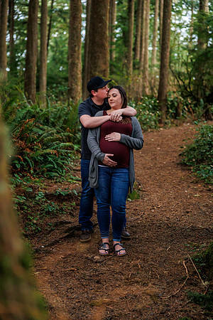 Blake-Maternity-Family-Oceanside-Beach-Oregon-2022-1056
