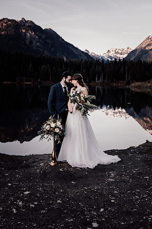 Mark-Cassie-Gold-Creek-Ranier-Washington-Elopement-Photographer--9