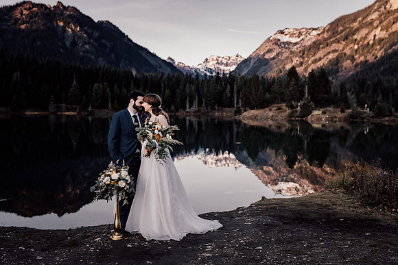Mark-Cassie-Gold-Creek-Ranier-Washington-Elopement-Photographer--10