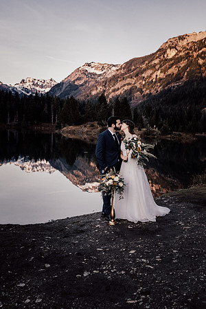 Mark-Cassie-Gold-Creek-Ranier-Washington-Elopement-Photographer--11