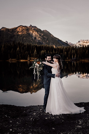 Mark-Cassie-Gold-Creek-Ranier-Washington-Elopement-Photographer--15