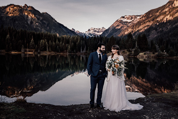 Mark-Cassie-Gold-Creek-Ranier-Washington-Elopement-Photographer--17