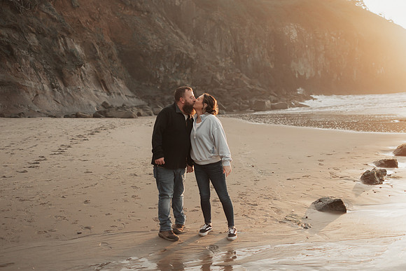 Jordan-Mackenzie-Fogarty-Creek-Oregon- (14 of 47)