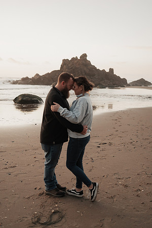Jordan-Mackenzie-Fogarty-Creek-Oregon- (41 of 47)