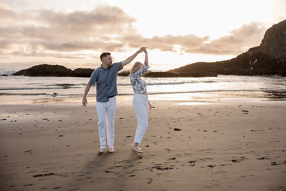 Andy-Stacia-seal-rock-engagement-session-oregon-photos (17 of 67)