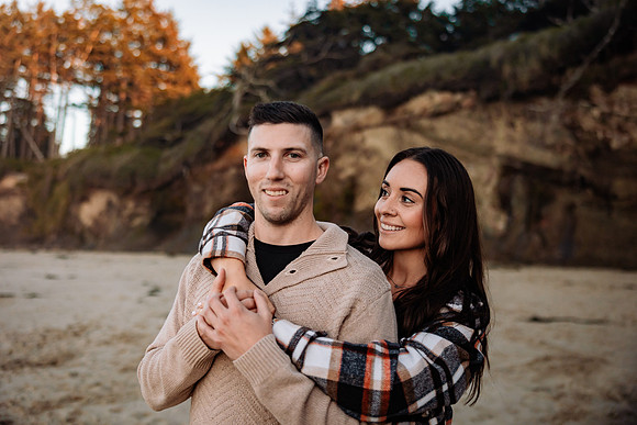 Alec-Mihkaela-Fogarty-Creek-Engagement-42