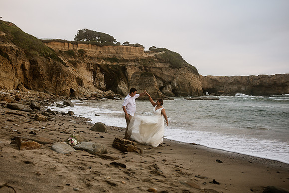 Adam-Veronica-Otter-Crest-Inn-Depoe-Bay-Oregon-Elopement-Photos-6250