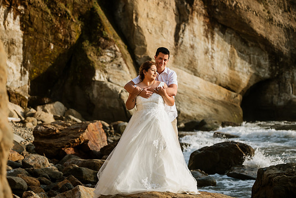 Adam-Veronica-Otter-Crest-Inn-Depoe-Bay-Oregon-Elopement-Photos-7706