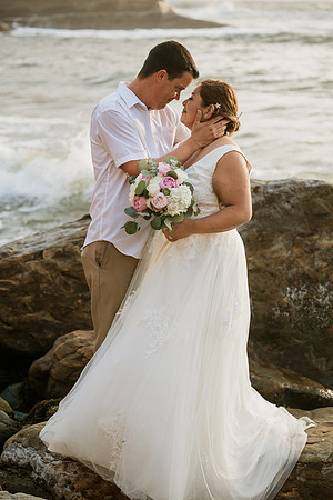 Adam-Veronica-Otter-Crest-Inn-Depoe-Bay-Oregon-Elopement-Photos-7871