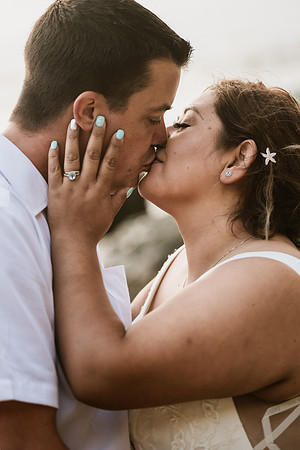 Adam-Veronica-Otter-Crest-Inn-Depoe-Bay-Oregon-Elopement-Photos-7995