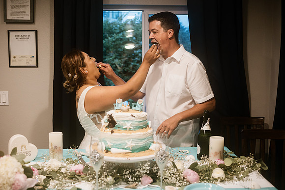 Adam-Veronica-Otter-Crest-Inn-Depoe-Bay-Oregon-Elopement-Photos-6400