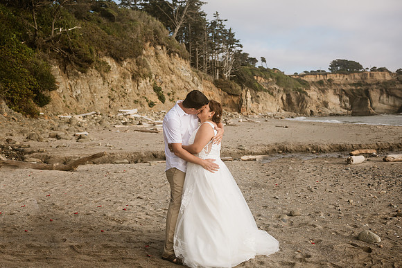 Adam-Veronica-Otter-Crest-Inn-Depoe-Bay-Oregon-Elopement-Photos-5910