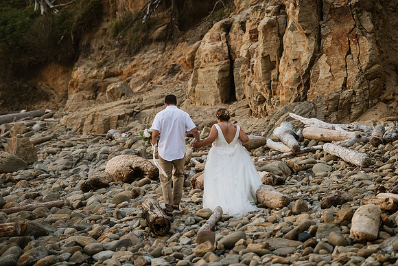 Adam-Veronica-Otter-Crest-Inn-Depoe-Bay-Oregon-Elopement-Photos-8041