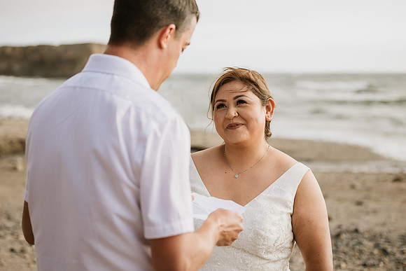 Adam-Veronica-Otter-Crest-Inn-Depoe-Bay-Oregon-Elopement-Photos-7453