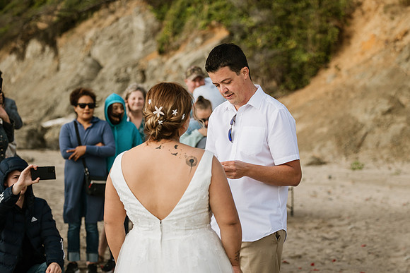 Adam-Veronica-Otter-Crest-Inn-Depoe-Bay-Oregon-Elopement-Photos-7458
