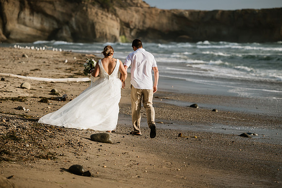 Adam-Veronica-Otter-Crest-Inn-Depoe-Bay-Oregon-Elopement-Photos-7611