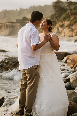 Adam-Veronica-Otter-Crest-Inn-Depoe-Bay-Oregon-Elopement-Photos-7775