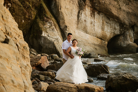 Adam-Veronica-Otter-Crest-Inn-Depoe-Bay-Oregon-Elopement-Photos-7664