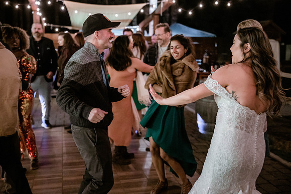 Sean-Stellar-Ski-Bowl-Mount-Hood-Oregon-Wedding-7856