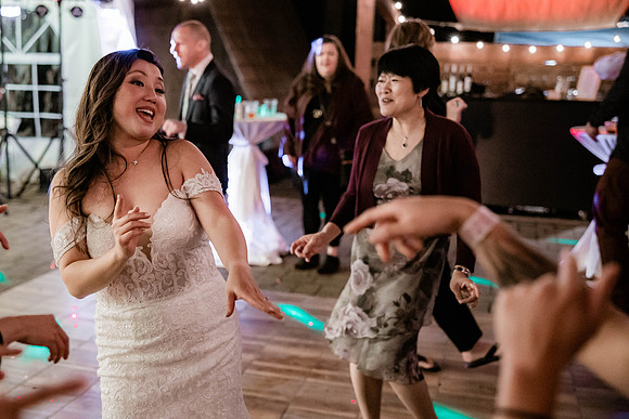 Sean-Stellar-Ski-Bowl-Mount-Hood-Oregon-Wedding-8014