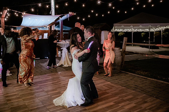 Sean-Stellar-Ski-Bowl-Mount-Hood-Oregon-Wedding-2-5