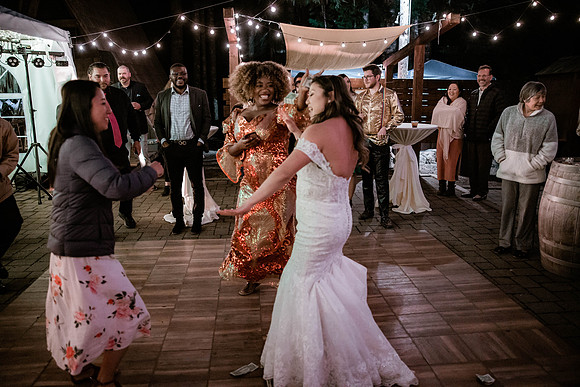 Sean-Stellar-Ski-Bowl-Mount-Hood-Oregon-Wedding-7720
