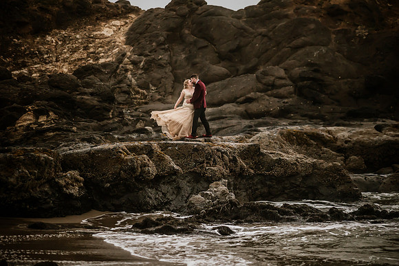 Spencer-Brandy-Fishing-Rock-State-Park-Depoe-Bay-Oregon-Elopement- Photos-9927