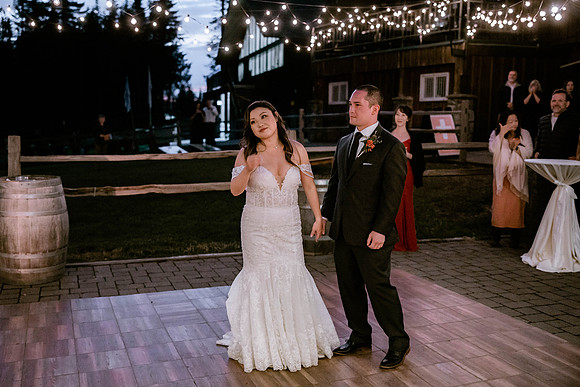Sean-Stellar-Ski-Bowl-Mount-Hood-Oregon-Wedding-7660