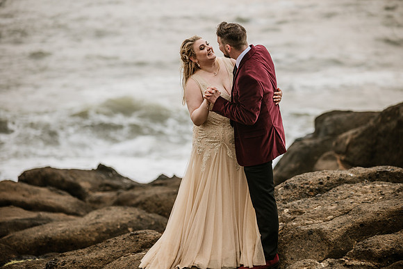 Spencer-Brandy-Fishing-Rock-State-Park-Depoe-Bay-Oregon-Elopement- Photos-9696