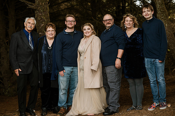 Spencer-Brandy-Fishing-Rock-State-Park-Depoe-Bay-Oregon-Elopement- Photos-9563
