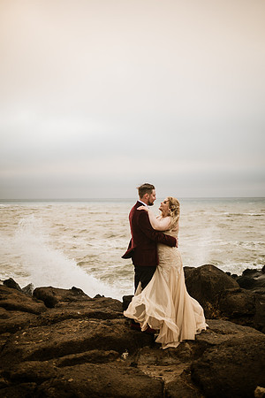 Spencer-Brandy-Fishing-Rock-State-Park-Depoe-Bay-Oregon-Elopement- Photos-0480
