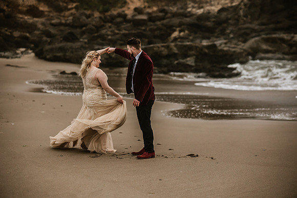 Spencer-Brandy-Fishing-Rock-State-Park-Depoe-Bay-Oregon-Elopement- Photos-9876