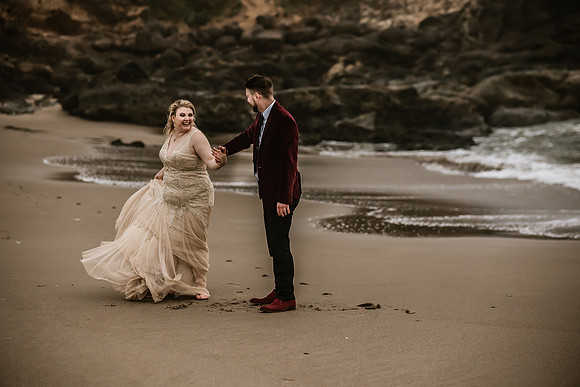 Spencer-Brandy-Fishing-Rock-State-Park-Depoe-Bay-Oregon-Elopement- Photos-9873