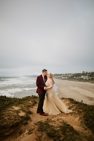 Spencer-Brandy-Fishing-Rock-State-Park-Depoe-Bay-Oregon-Elopement- Photos-0334