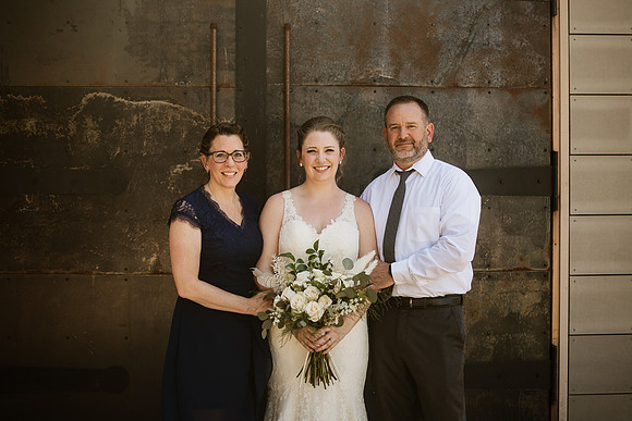 Brad-Jessica-Redland-Family-Farm-Oregon-City-Wedding-Photos-3759