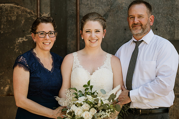 Brad-Jessica-Redland-Family-Farm-Oregon-City-Wedding-Photos-4008