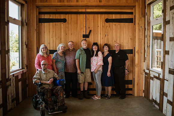 Brad-Jessica-Redland-Family-Farm-Oregon-City-Wedding-Photos-4045-2