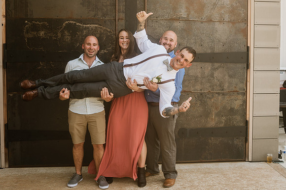 Brad-Jessica-Redland-Family-Farm-Oregon-City-Wedding-Photos-4210-2