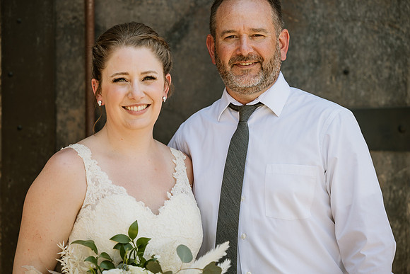 Brad-Jessica-Redland-Family-Farm-Oregon-City-Wedding-Photos-3931