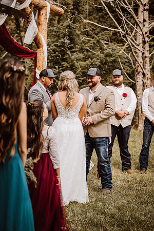 Tyler-Riley-Gold-Beach-Wedding-Photos-8191