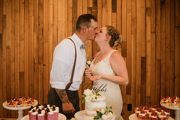 Brad-Jessica-Redland-Family-Farm-Oregon-City-Wedding-Photos-4491