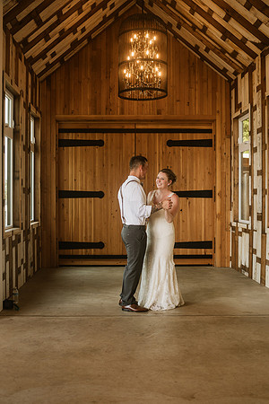Brad-Jessica-Redland-Family-Farm-Oregon-City-Wedding-Photos-4329