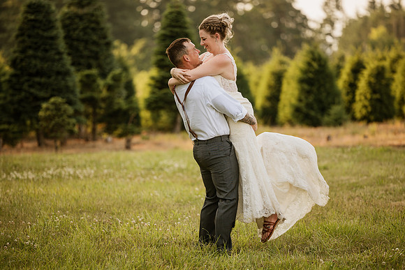 Brad-Jessica-Redland-Family-Farm-Oregon-City-Wedding-Photos-4497