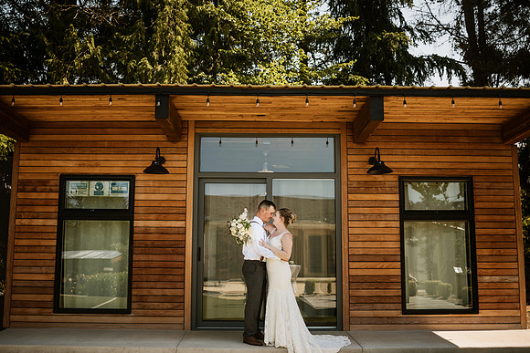 Brad-Jessica-Redland-Family-Farm-Oregon-City-Wedding-Photos-3700 - Copy