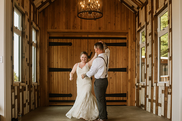 Brad-Jessica-Redland-Family-Farm-Oregon-City-Wedding-Photos-4353