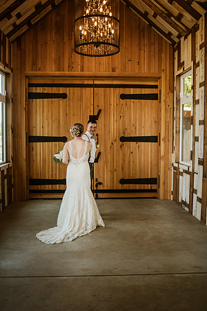 Brad-Jessica-Redland-Family-Farm-Oregon-City-Wedding-Photos-3480