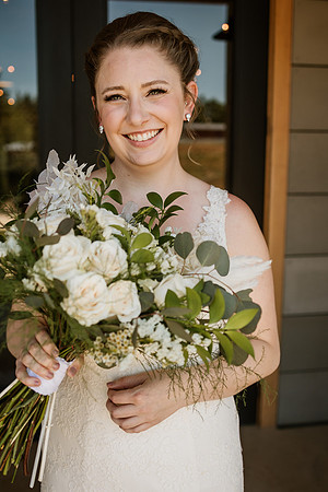 Brad-Jessica-Redland-Family-Farm-Oregon-City-Wedding-Photos-3455