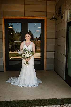 Brad-Jessica-Redland-Family-Farm-Oregon-City-Wedding-Photos-3425