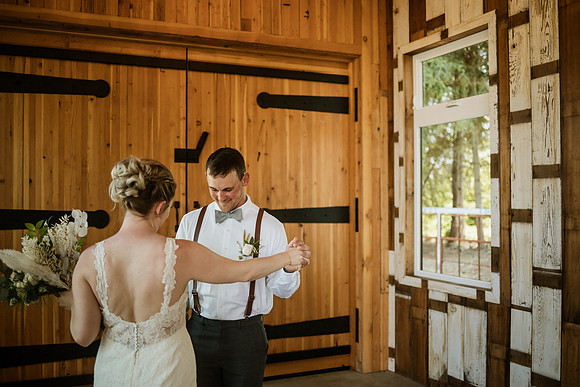 Brad-Jessica-Redland-Family-Farm-Oregon-City-Wedding-Photos-3502