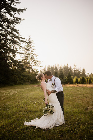 Brad-Jessica-Redland-Family-Farm-Oregon-City-Wedding-Photos-4630